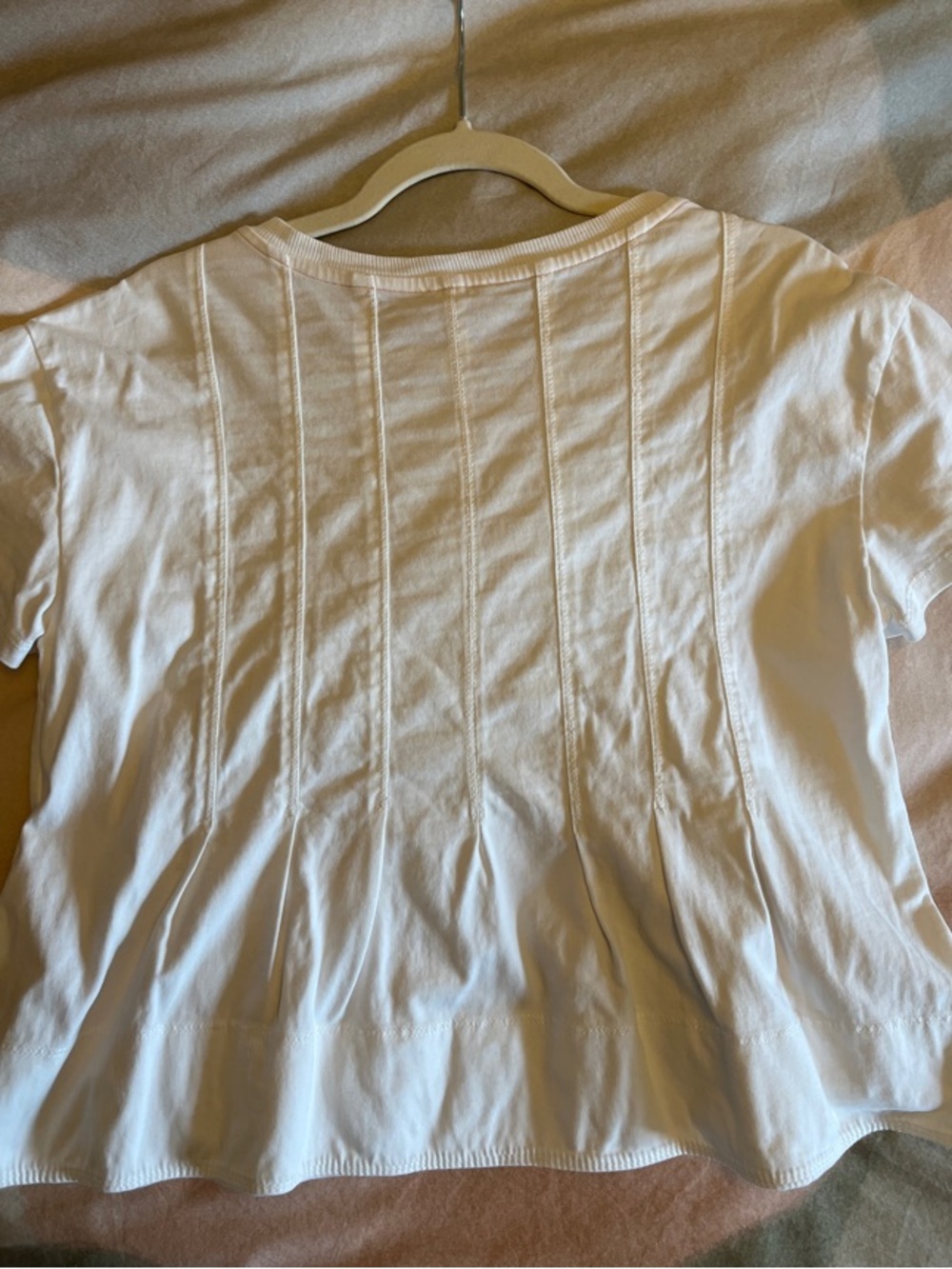 Anthropologie Pilcro White Short-Sleeve Pintuck Front Tee - Picture 3 of 5